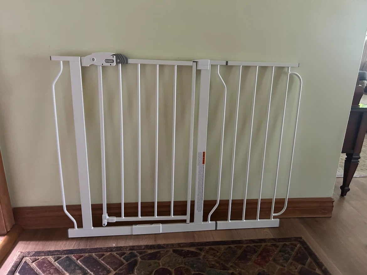 Evenflo Easy Step Extra Wide Safety Gate