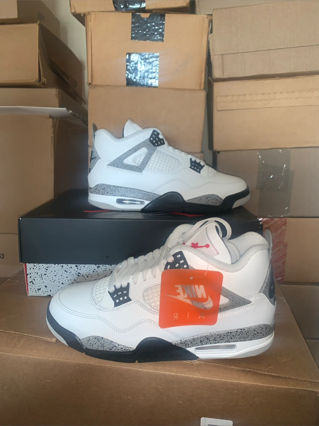 Nike Air Jordan 4 Retro "White Cement"