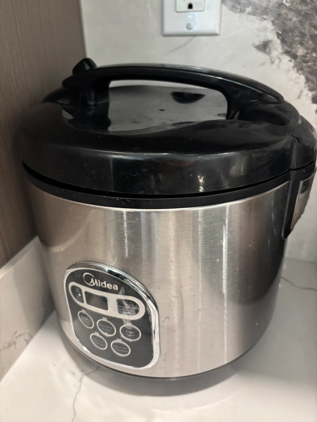 Midea Rice Cooker