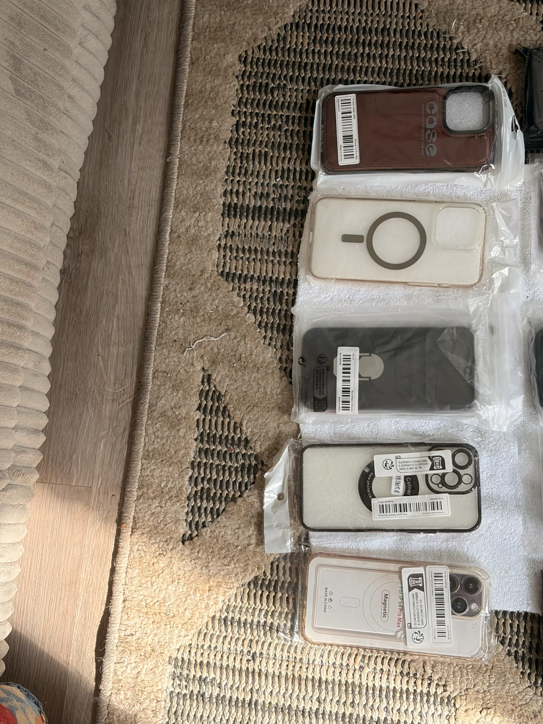 Assorted iPhone Pro Max Cases Plus 15 Camera Lens Covers All New - photo 3