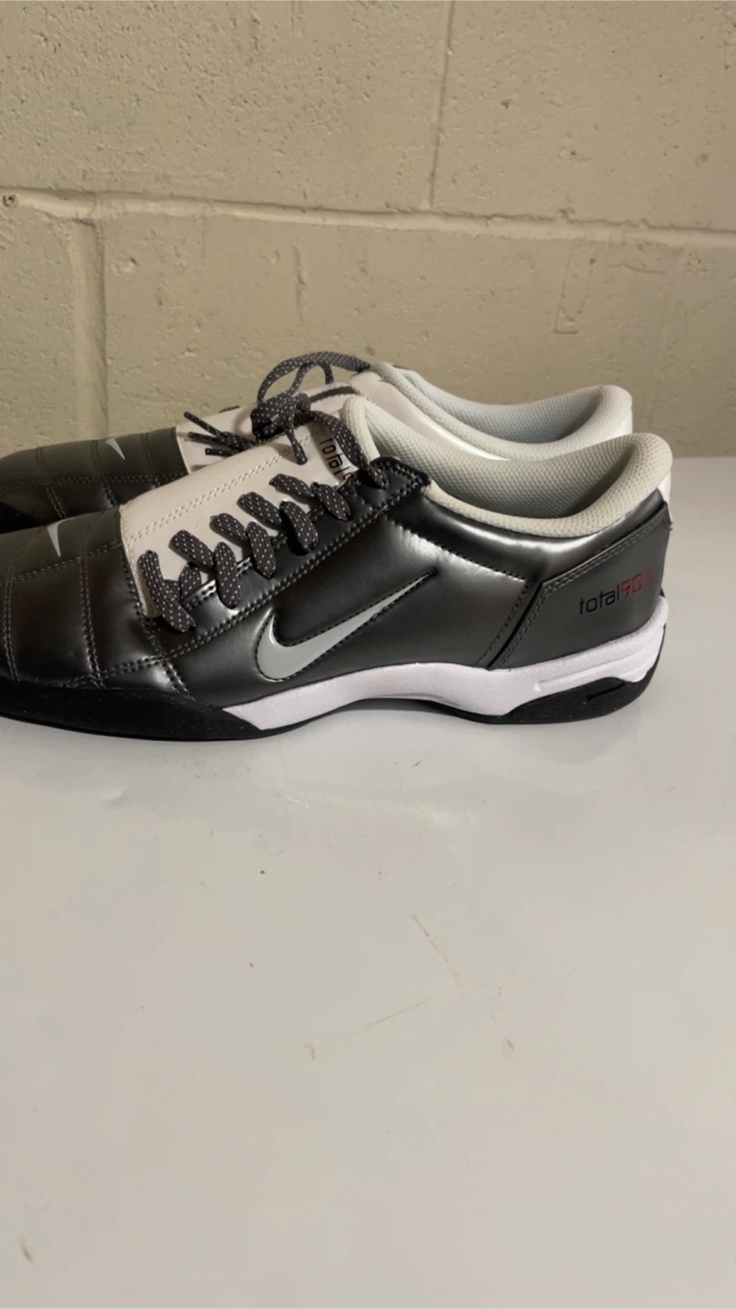 Nike Total 90 Indoor Soccer Shoes - photo 4