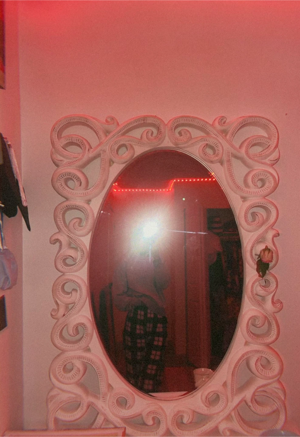Ornate Oval Mirror with LED Lights