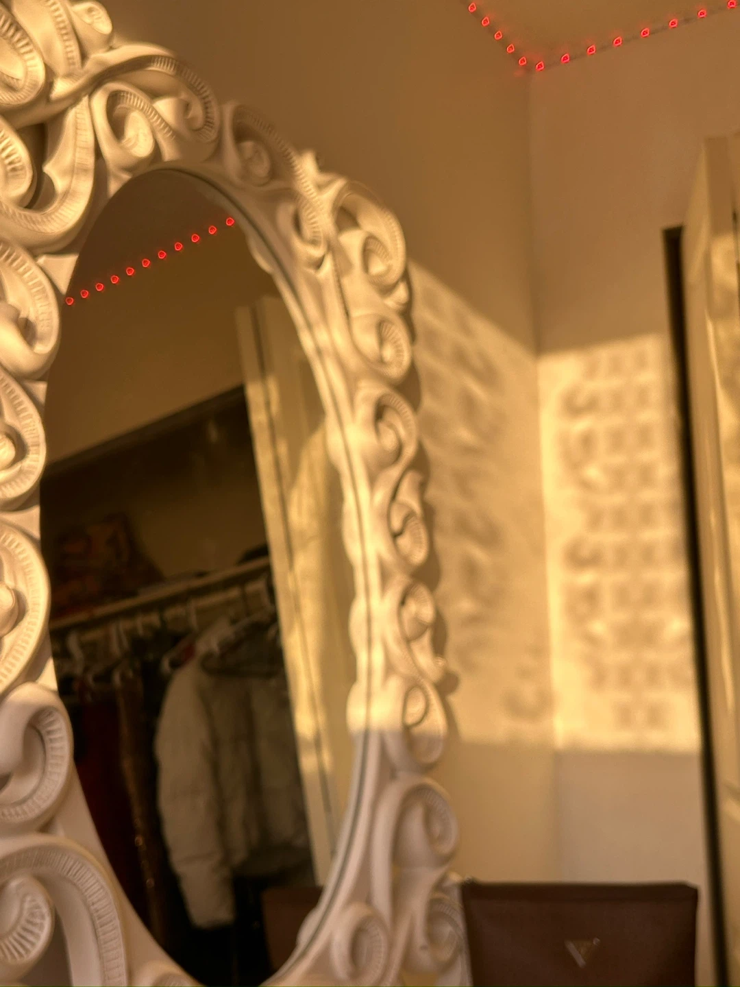 Ornate Oval Mirror with LED Lights - photo 3