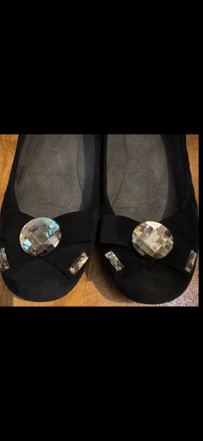Stuart Weitzman Black Suede Ballet Flats Size 7.5M - photo 2