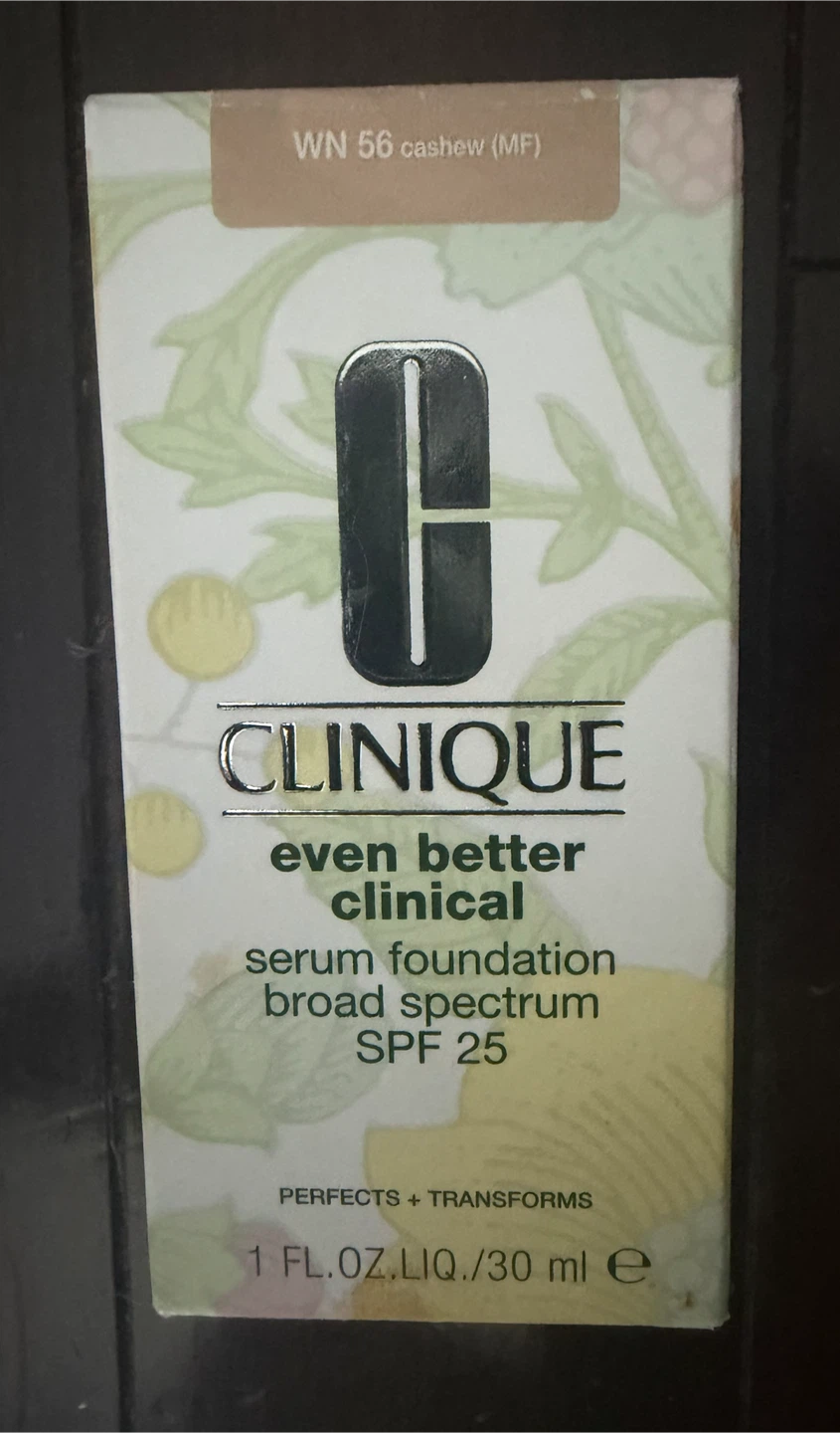 Clinique Even Better Clinical Serum Foundation SPF 25