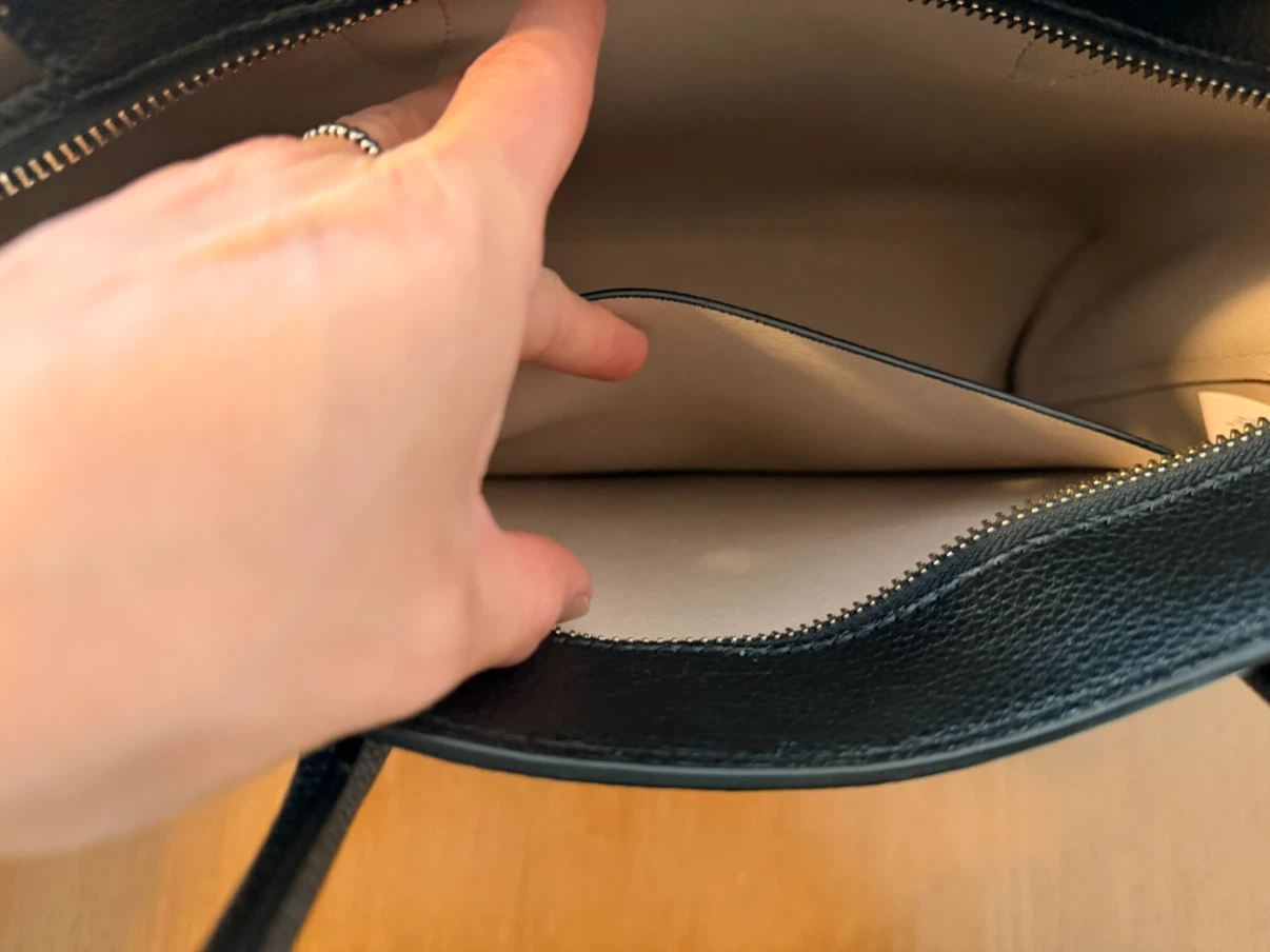 Kate Spade New York Black Leather Tote Bag - photo 4