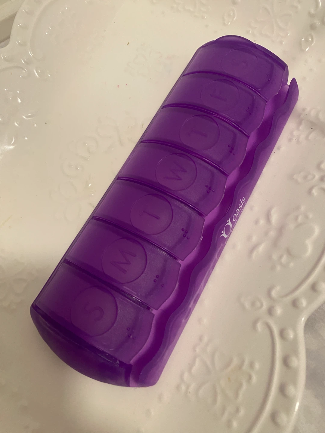 Oasis 7-Day Pill Organizer
