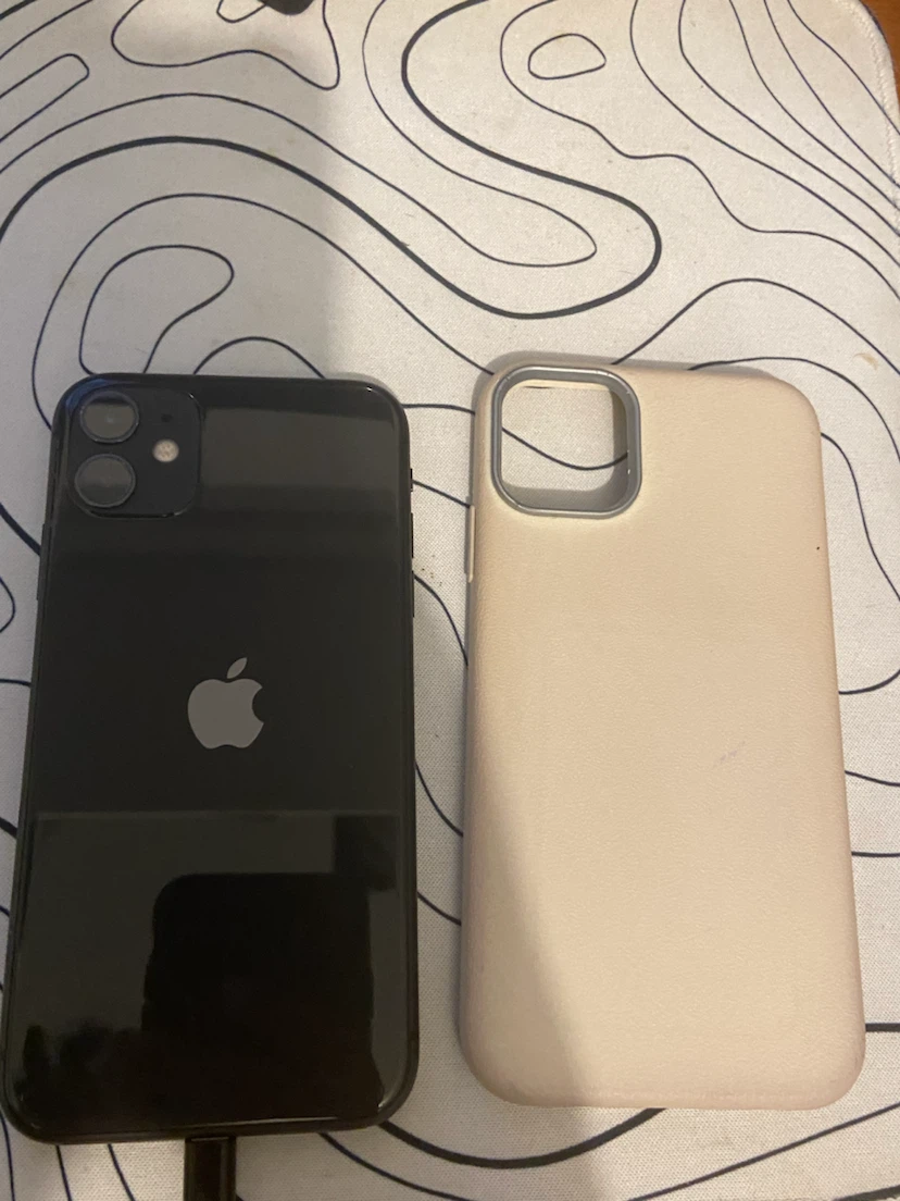 Apple iPhone 11 - Black - photo 3