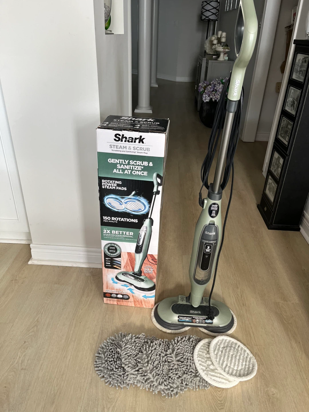 Shark Steam & Scrub Steam Mop