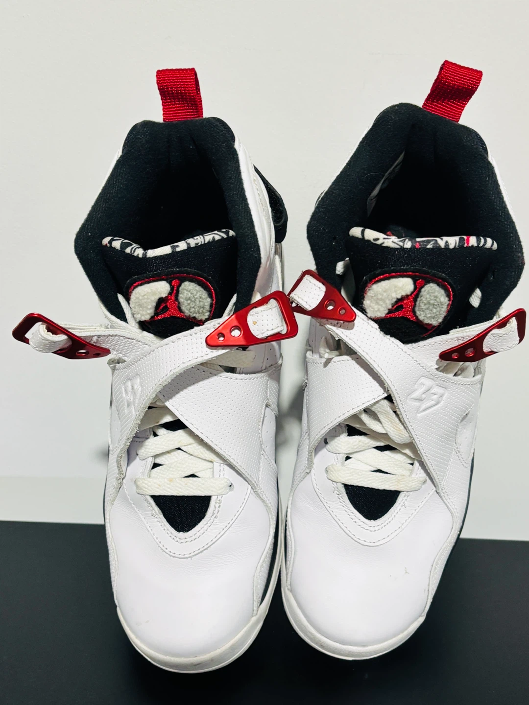 Air Jordan 8 “Bugs Bunny” Very Good Condition