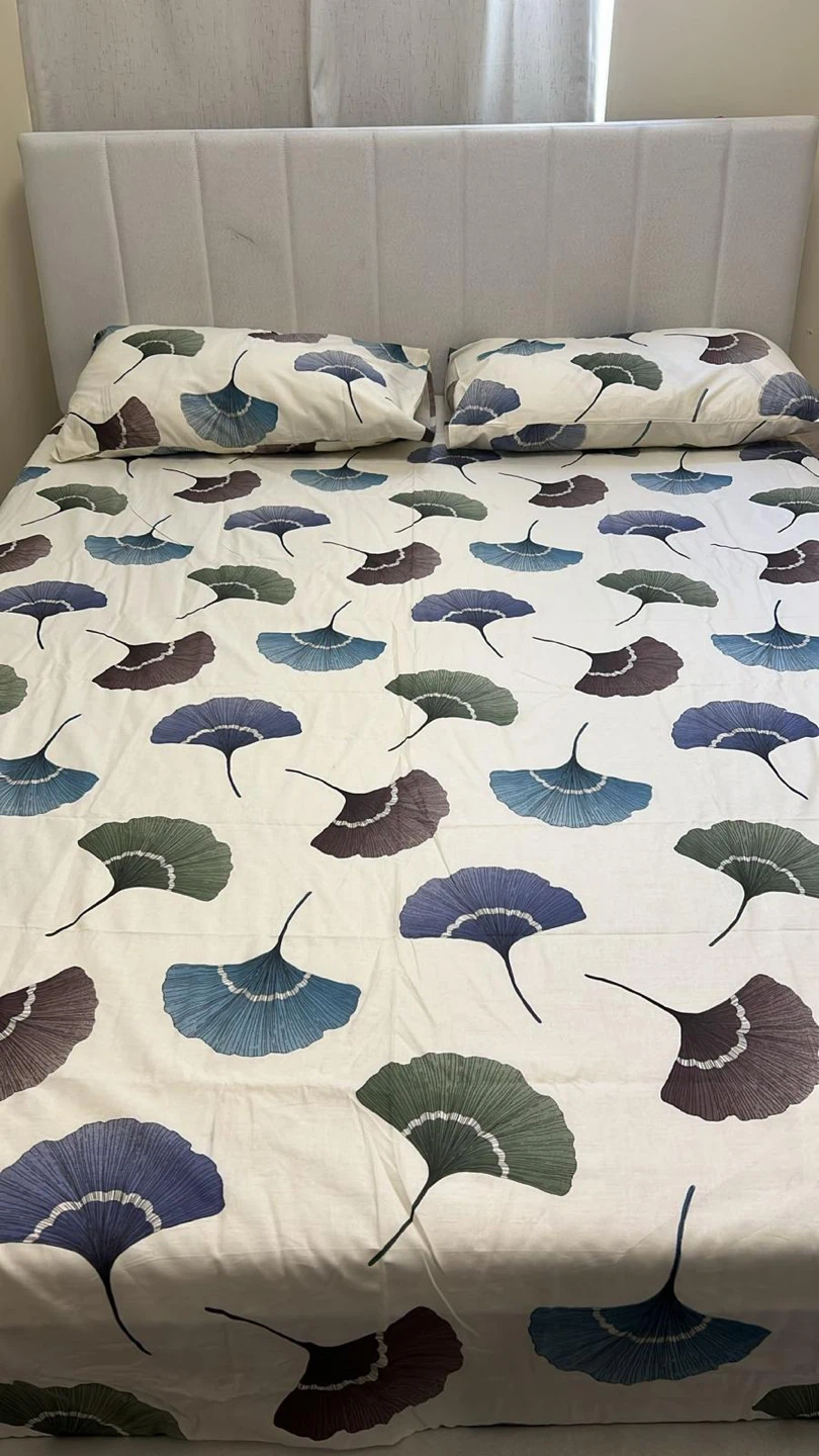 Queen bed