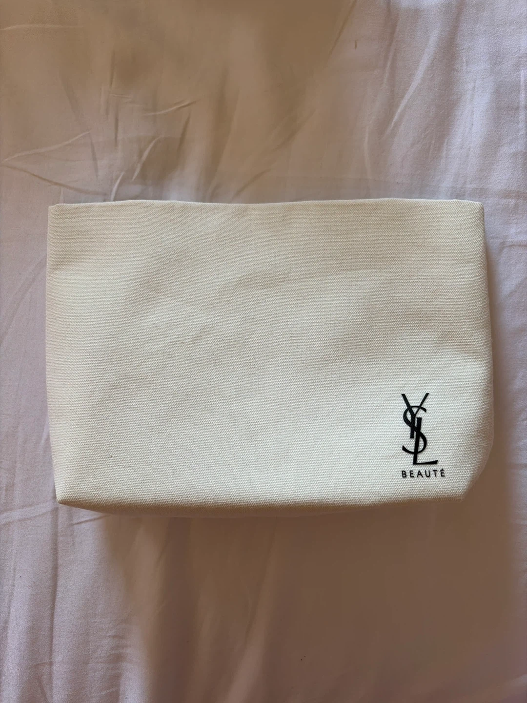 Yves Saint Laurent Libre Eau de Parfum Set with Pouch - photo 5
