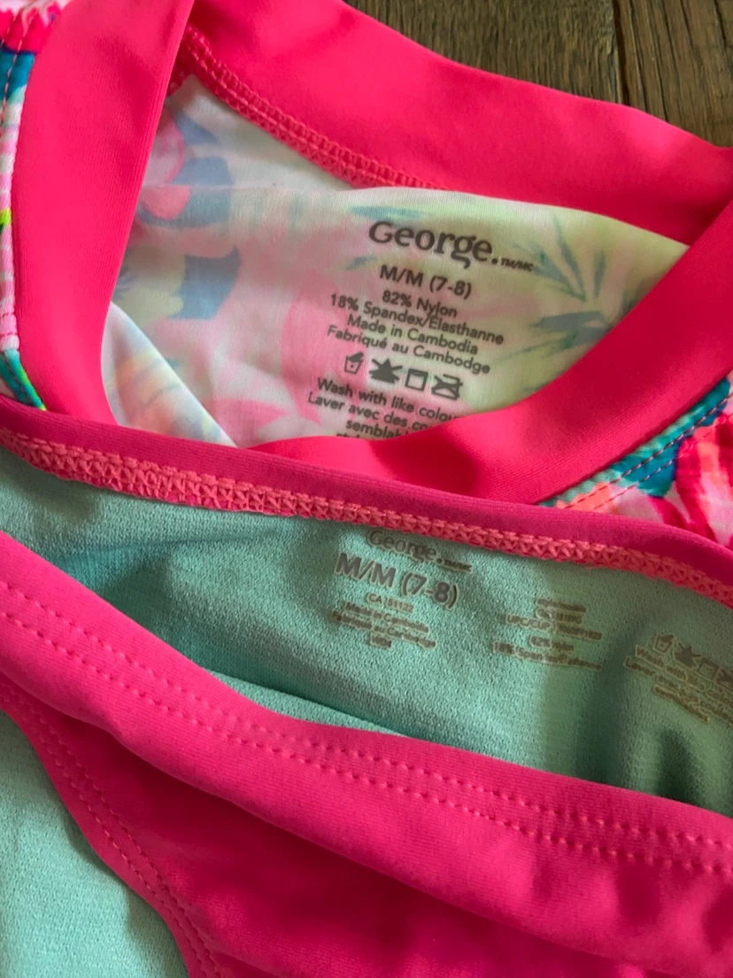 LIKE NEW: George Girls' 3-Piece Swimsuit Set, Size 7-8 - photo 2