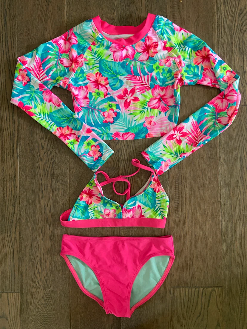 LIKE NEW: George Girls' 3-Piece Swimsuit Set, Size 7-8 - photo 3