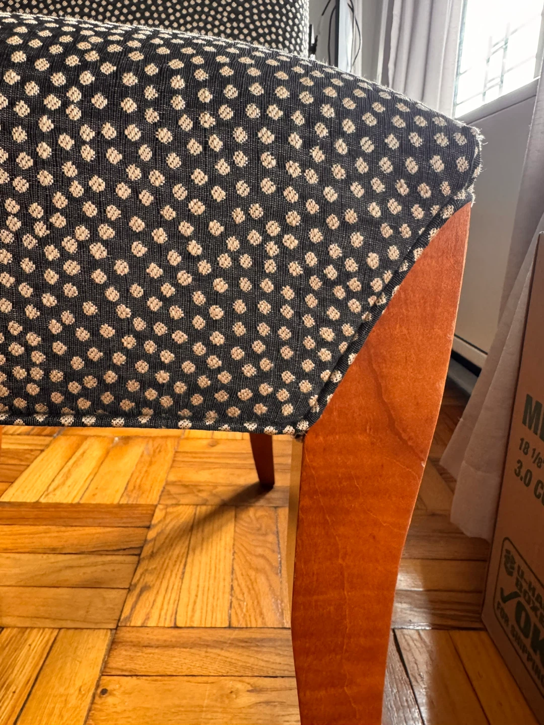 6 Dining Chairs with Brown and Tan Patterned Fabric - photo 5