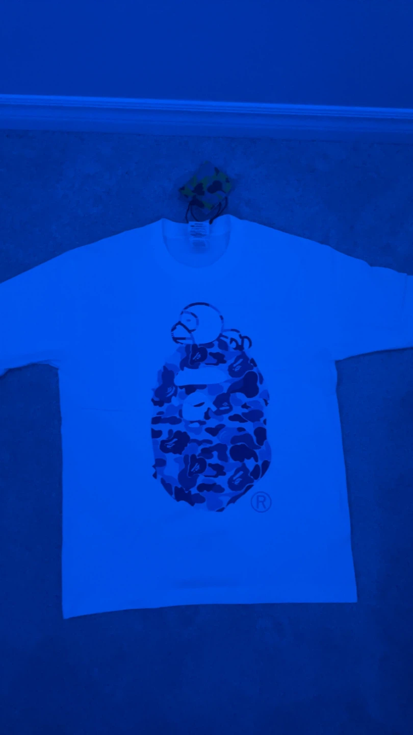 A Bathing Ape Graphic T-Shirt - photo 4