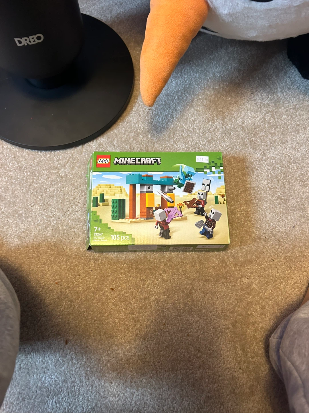 LEGO Minecraft The Villager Raid (21267)