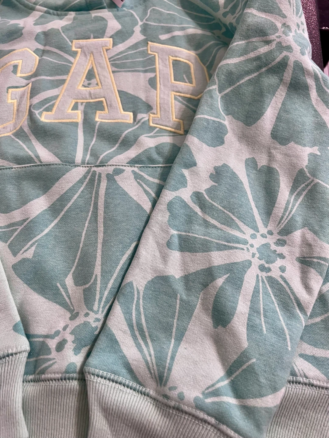 GAP Kids Floral Hoodie & Shorts Set – Size 8 – BNWT - photo 3