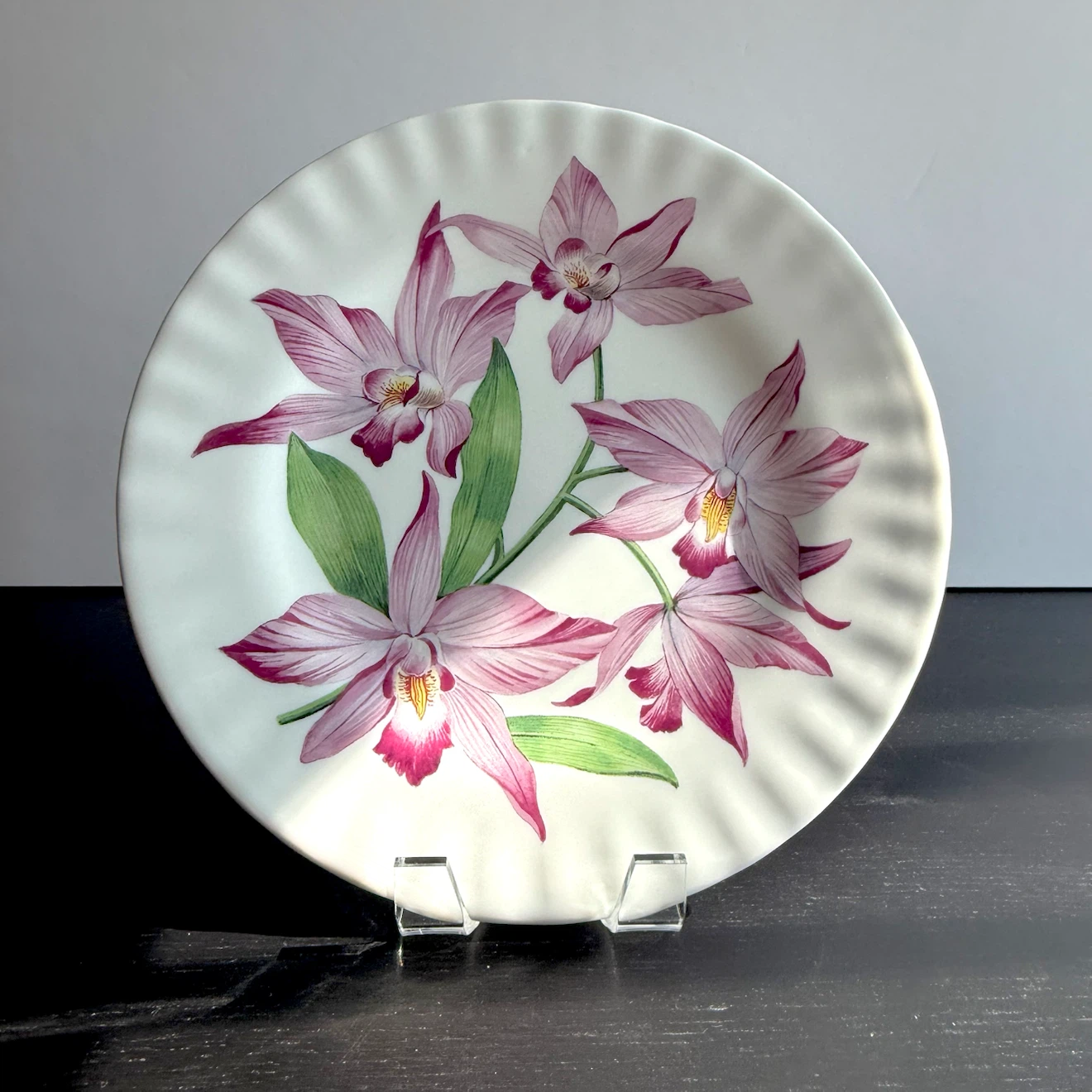 Pair New/unused Roy Kirkham pink orchids 8” plates - photo 2