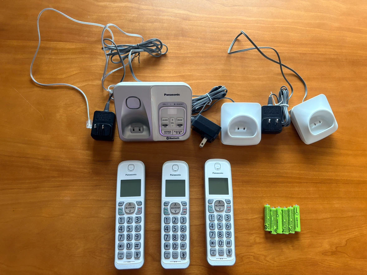 Panasonic Cordless Phone System with 3 Handsets