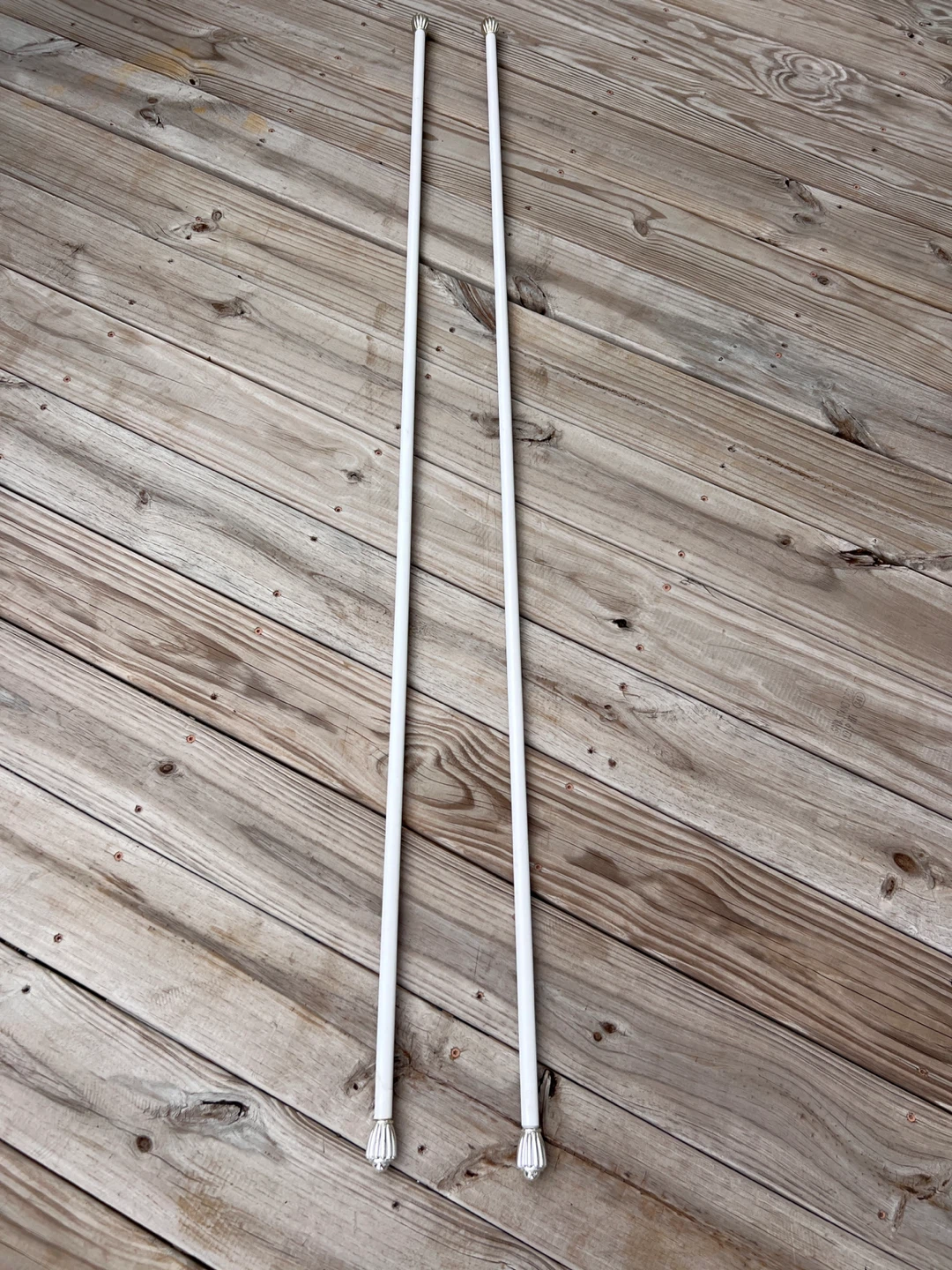 Pair of Extendable Curtain Rods