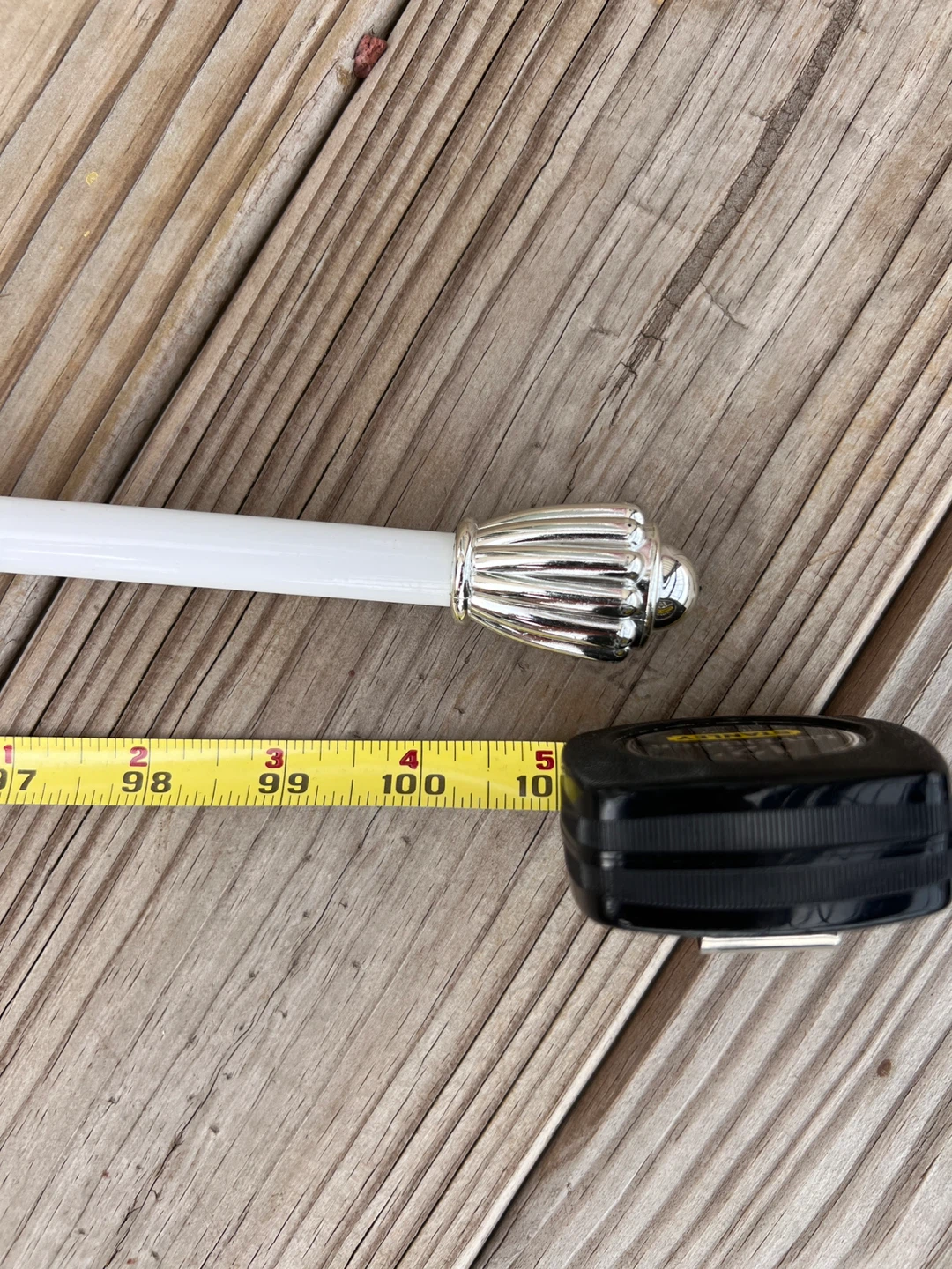 Pair of Extendable Curtain Rods - photo 3