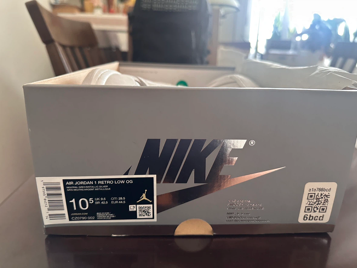 Nike Air Jordan 1 Retro Low OG  Grey Metallic" - Size 10