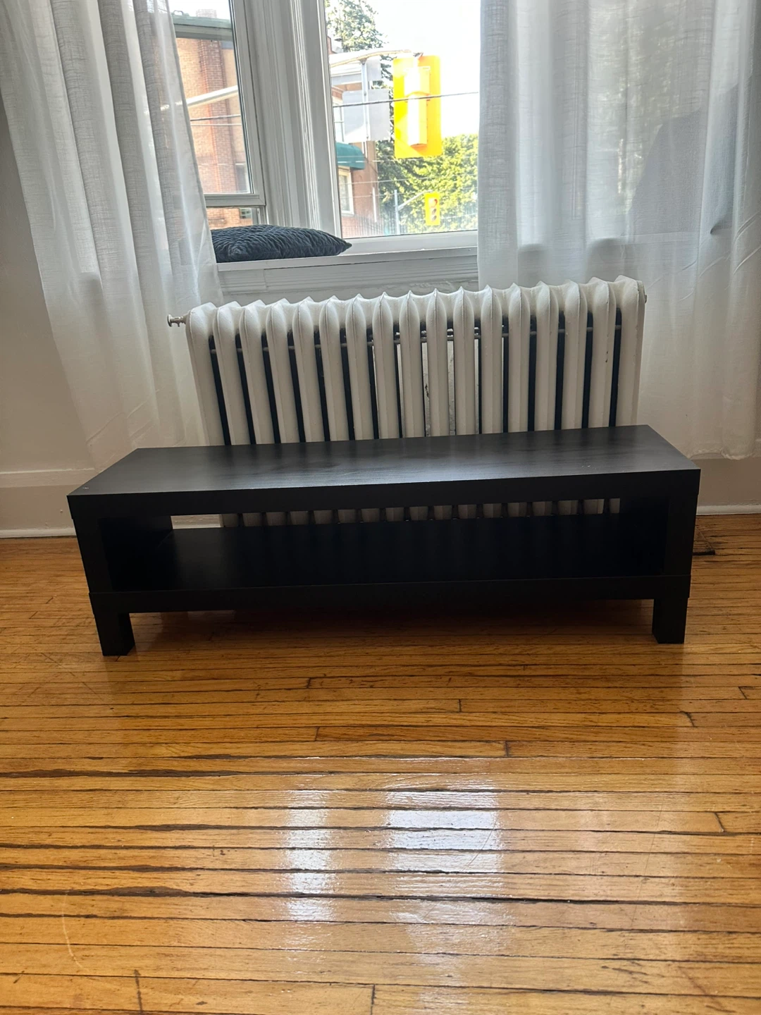 Black Media Stand