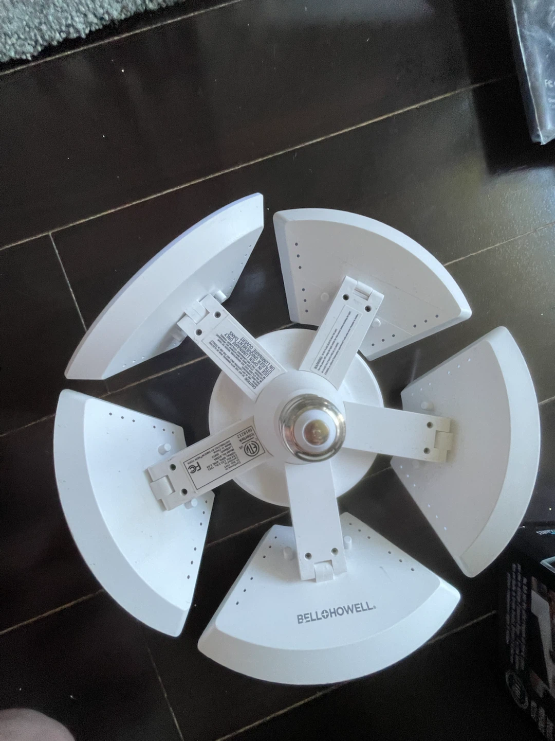 Bell + Howell Hexbulb Six Panel Adjustable Light - photo 4