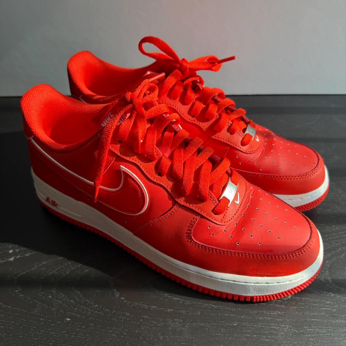 Men’s Nike picante orange sneakers size 11.5