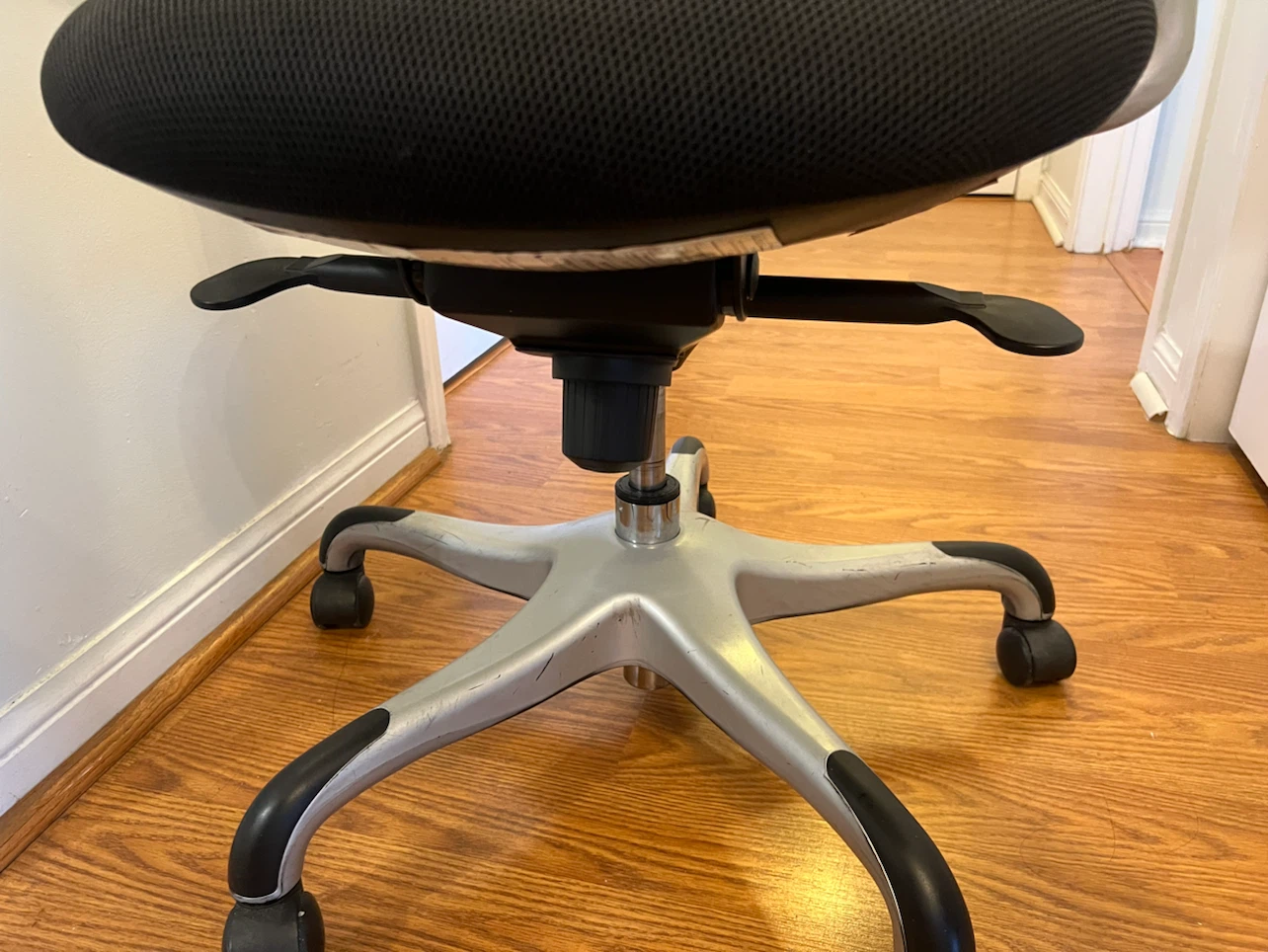 Black Ergonomic Mesh Office Chair with Adjustable Arms - photo 3
