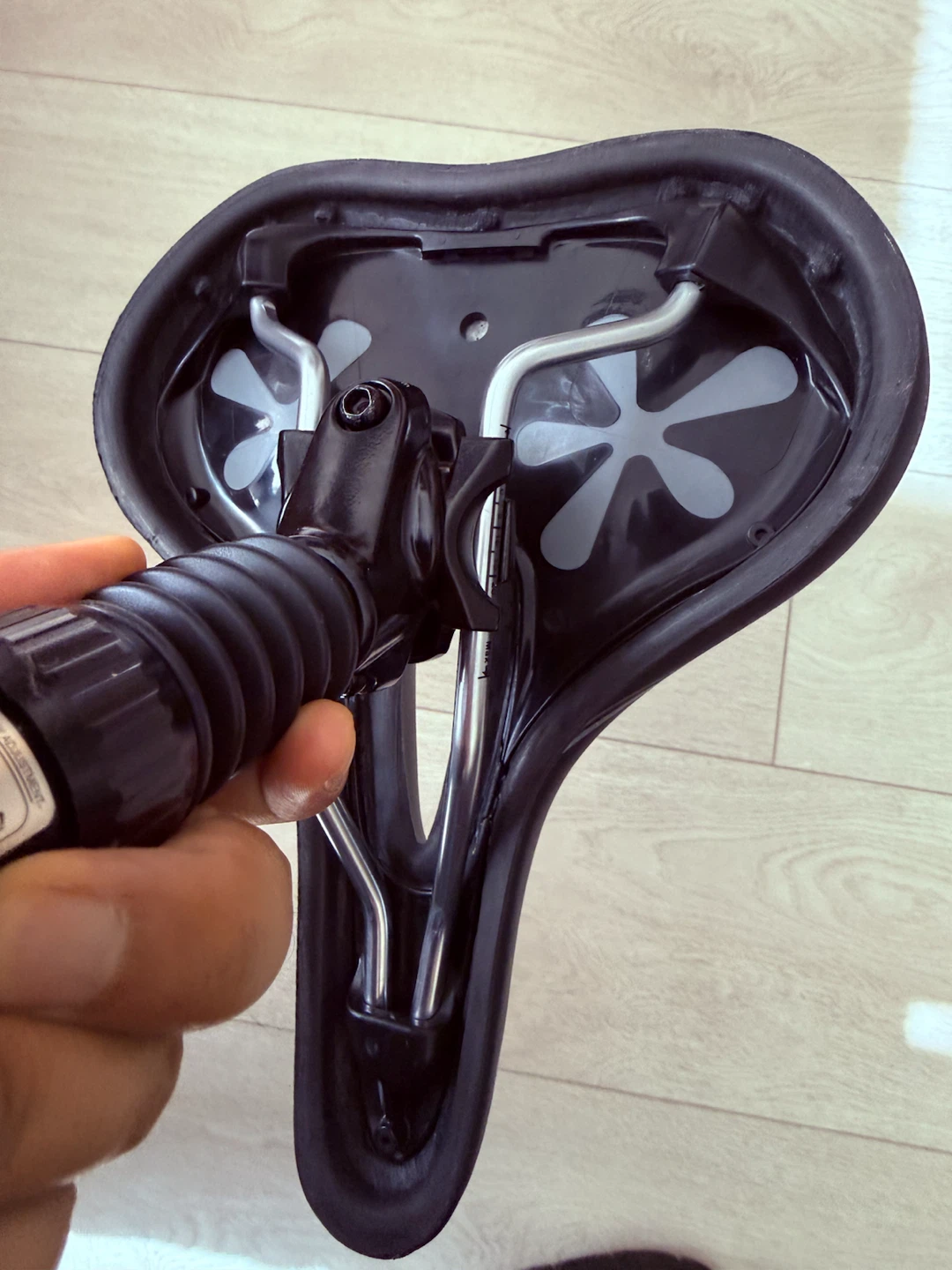 Liv Bike Saddle with Zoom Seatpost - photo 5