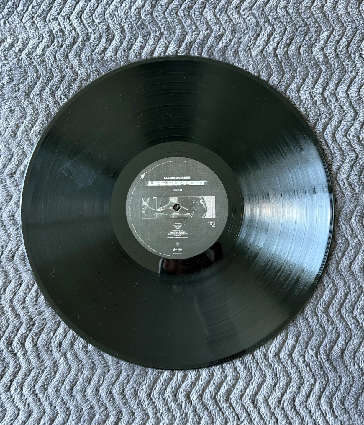 Madison Beer Life Support Vinyl Record - photo 3