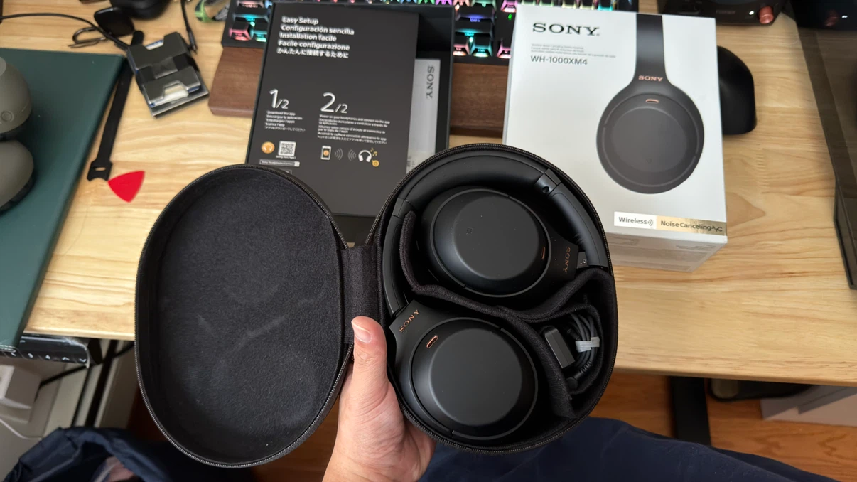 Sony WH-1000XM4 Over-Ear Noise Cancelling Headphones - photo 2