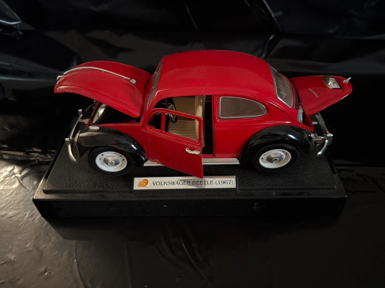 Hot Wheels Custom Merc Woody Diecast Model Car - photo 2