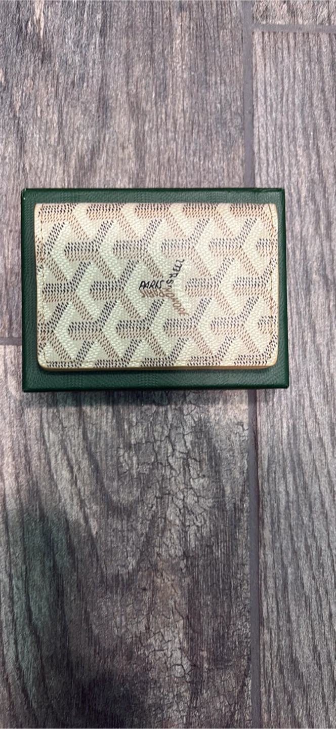 Goyard Card Holder - Beige Monogram - photo 3
