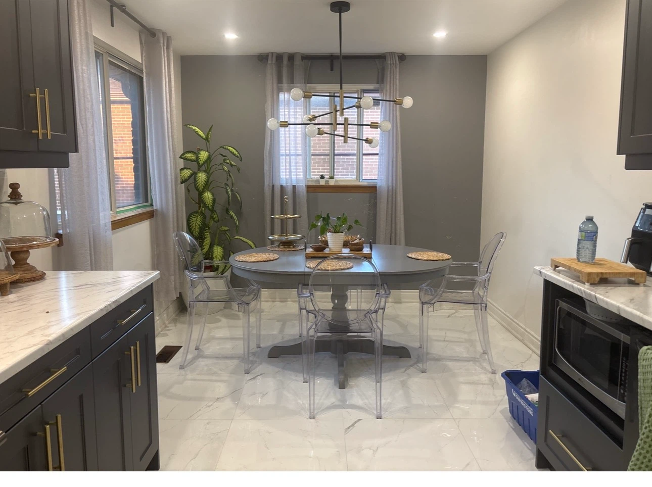Grey Dining Table with 4 Clear Ghost Chairs