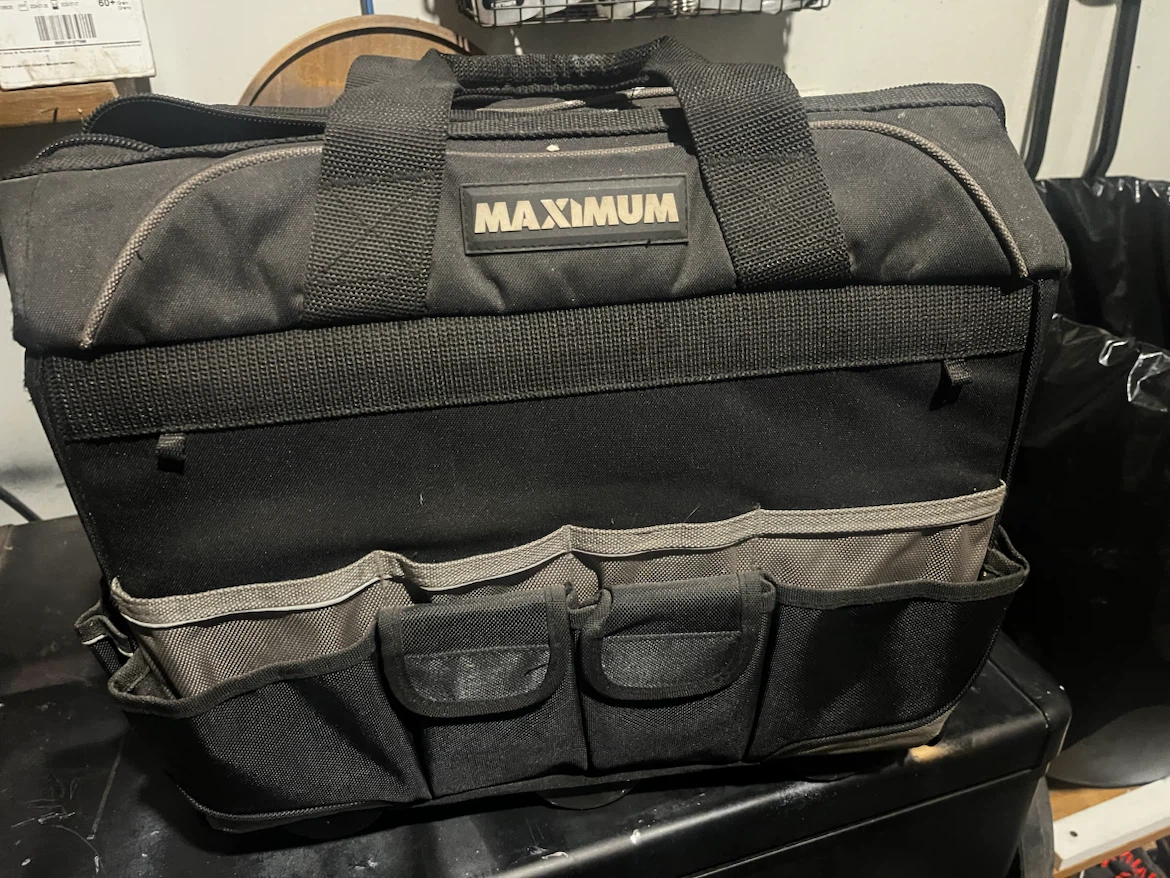 MAXIMUM Black Tool Bag