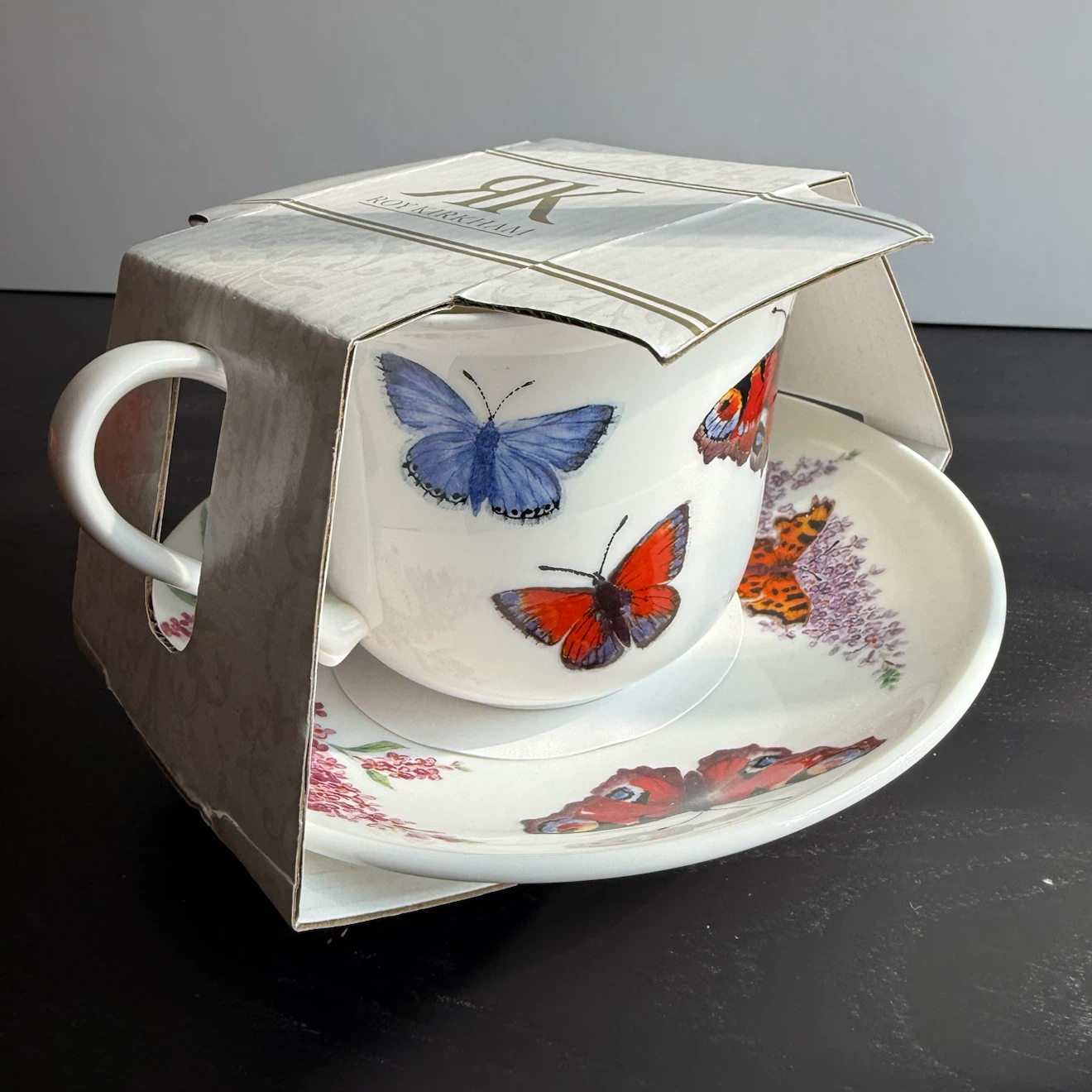 Brand new/giftable Roy Kirkham butterfly extra large teacup