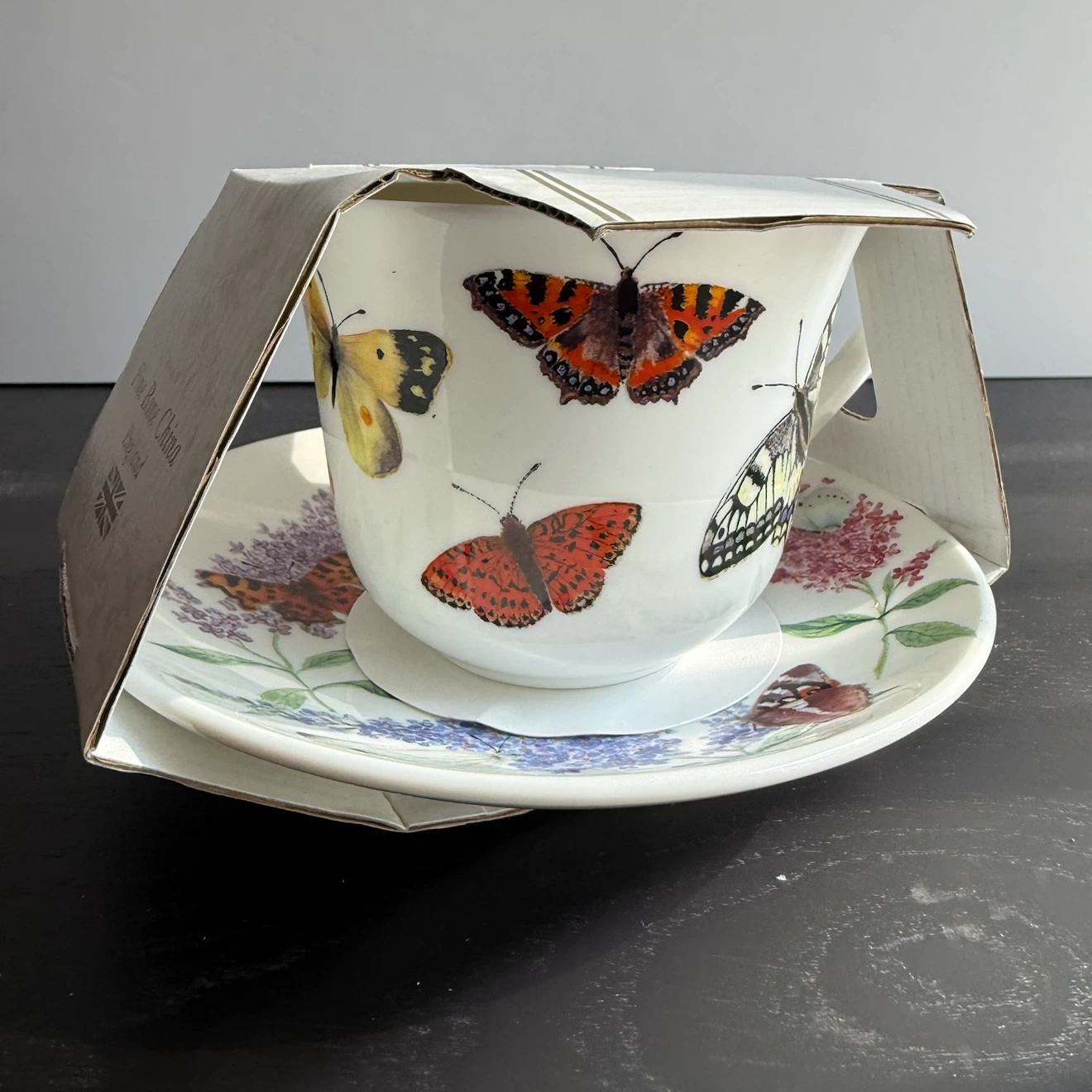 Brand new/giftable Roy Kirkham butterfly extra large teacup - photo 2