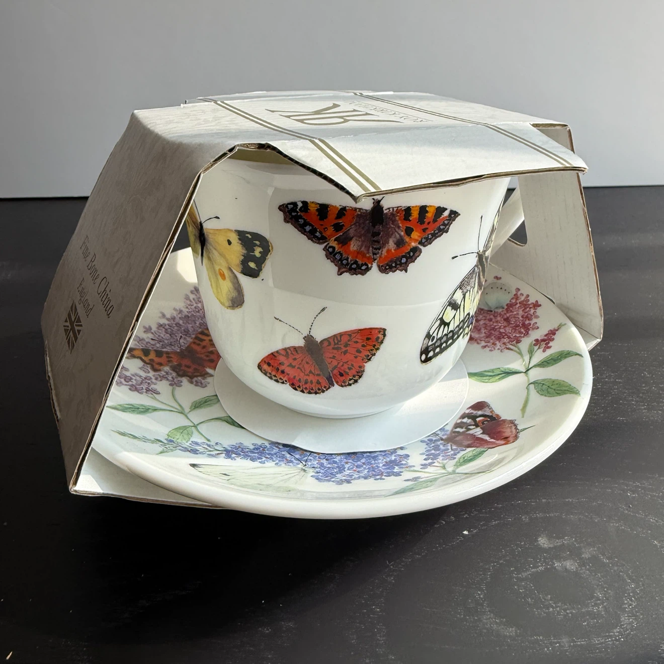 Brand new/giftable Roy Kirkham butterfly extra large teacup - photo 3