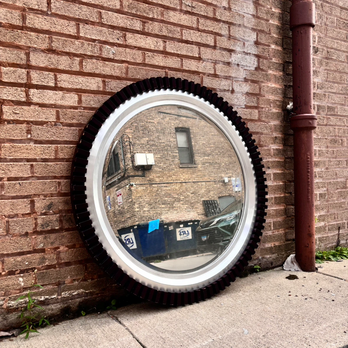 Round Mirror with Gear-like Frame-Need gone today before 8:pm - photo 2