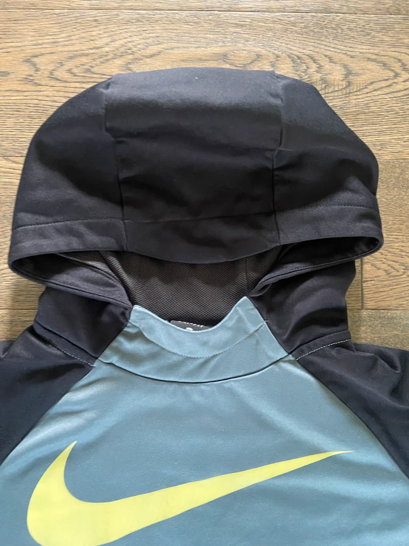 Boys Nike Dri-FIT Hoodie - Size Youth XL - photo 3