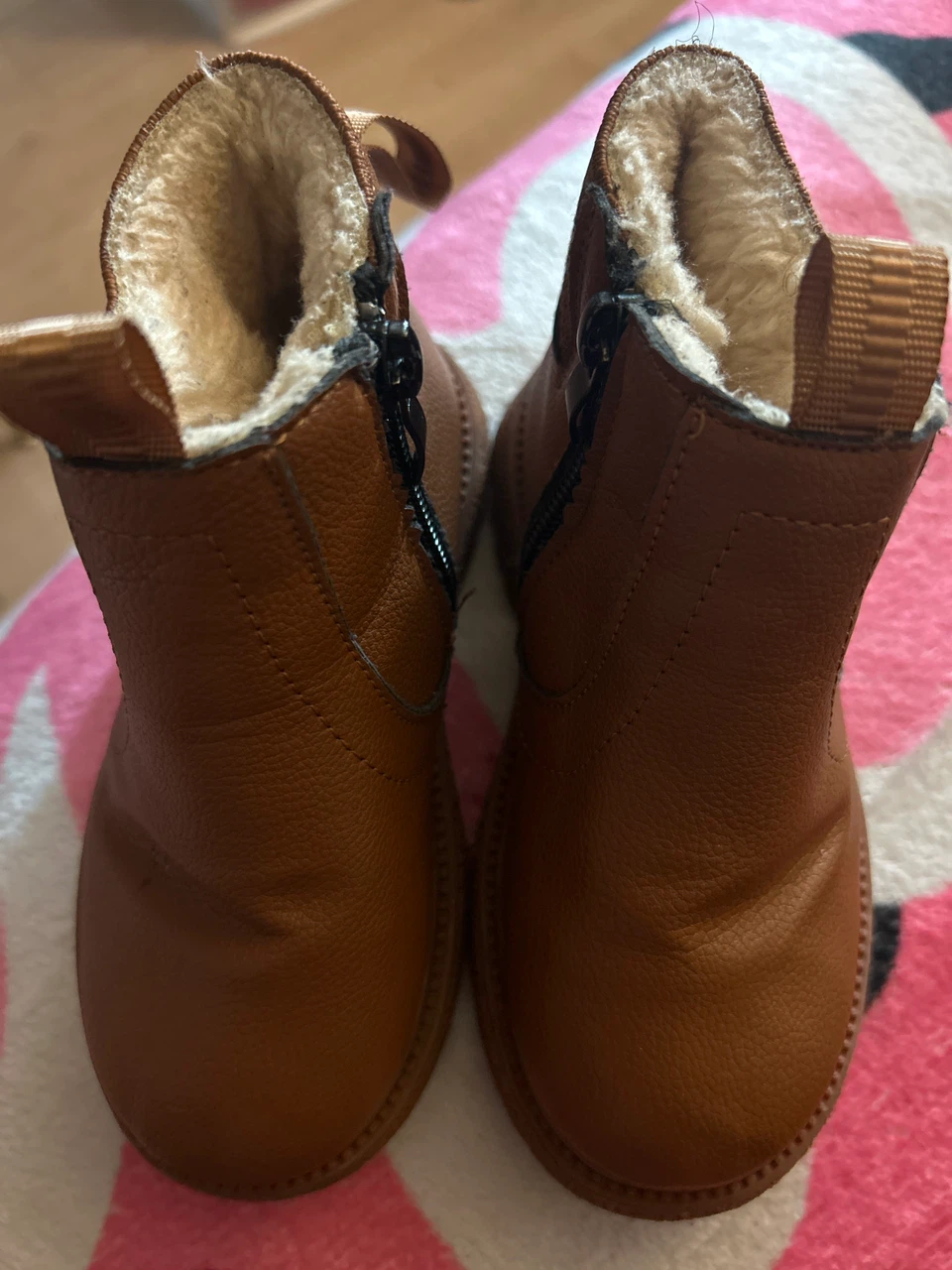 Boots free w purchase of the brown Nikes - photo 2