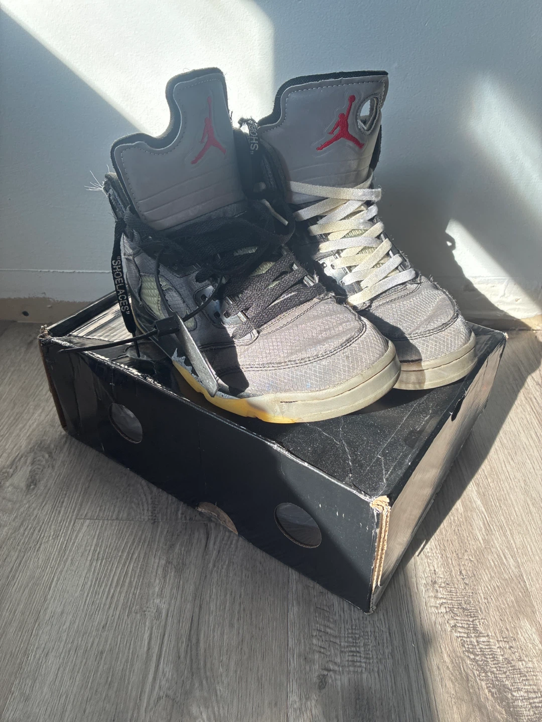 Off-White x Air Jordan 5 "The Ten" Sneakers
