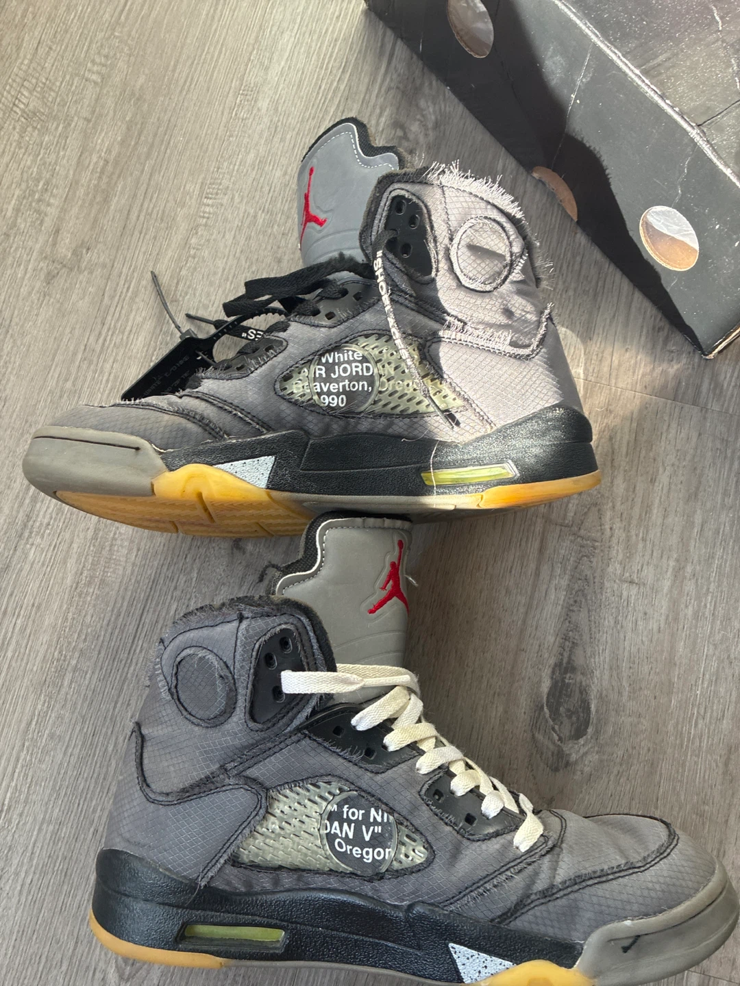 Off-White x Air Jordan 5 "The Ten" Sneakers - photo 2