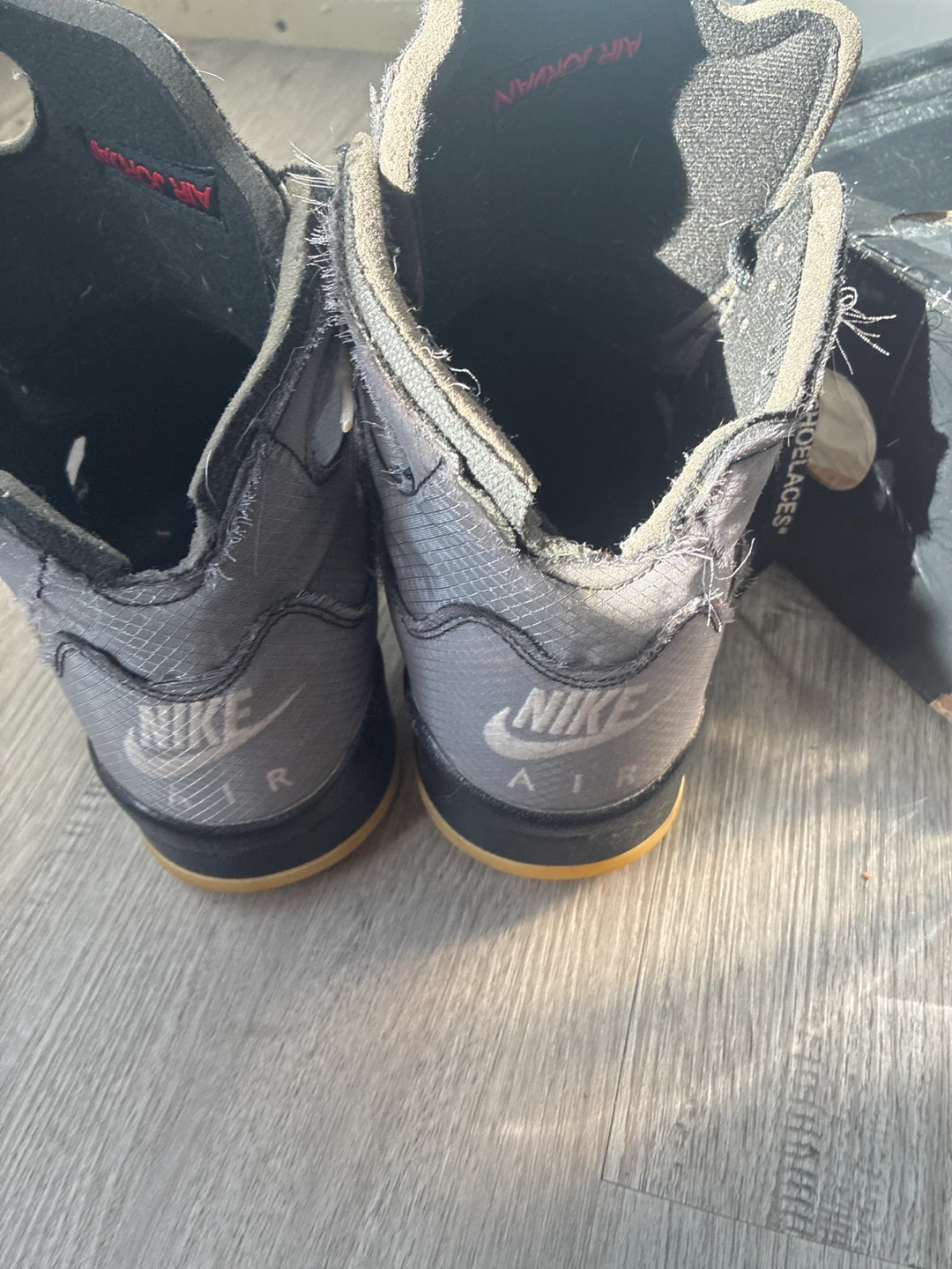 Off-White x Air Jordan 5 "The Ten" Sneakers - photo 3