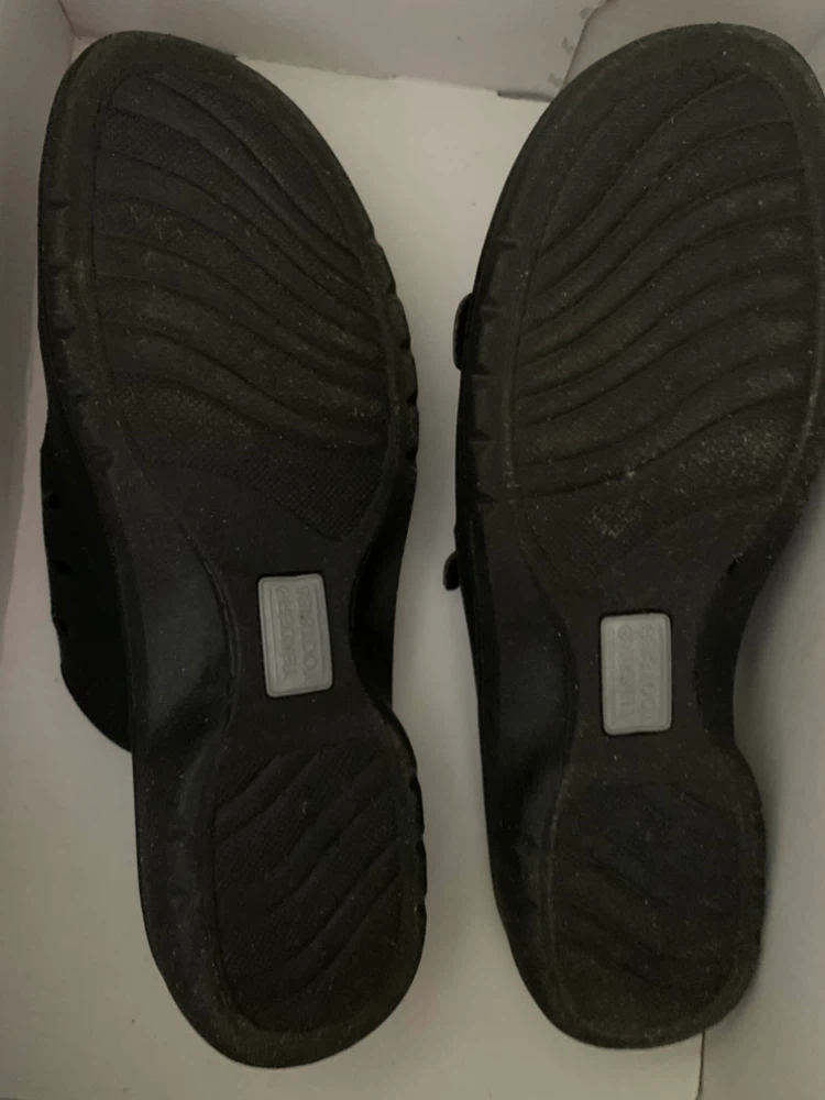 Tender Tootsies Silver Black Sandals - photo 4