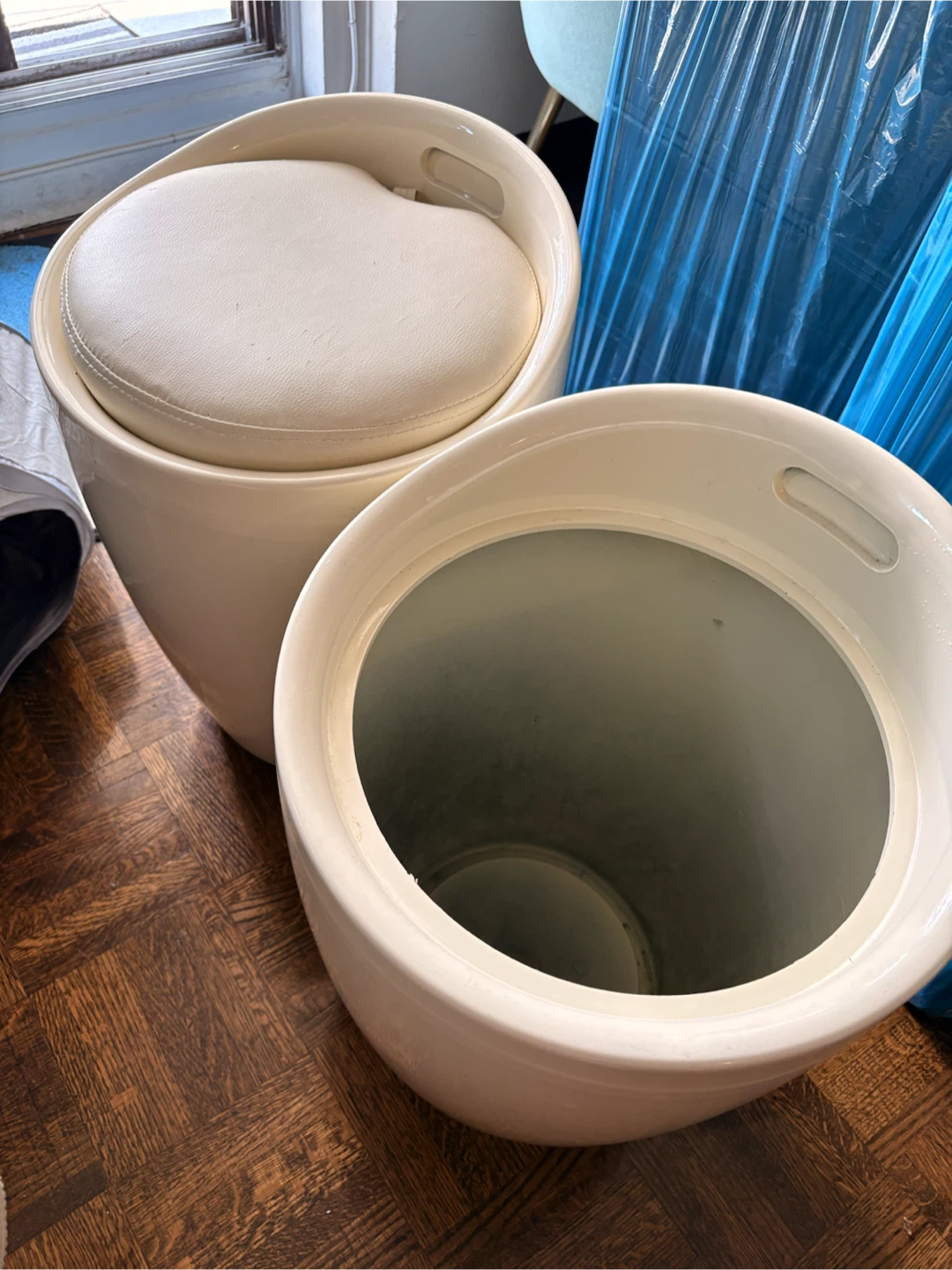 Cream Ottomans with Storage - photo 2