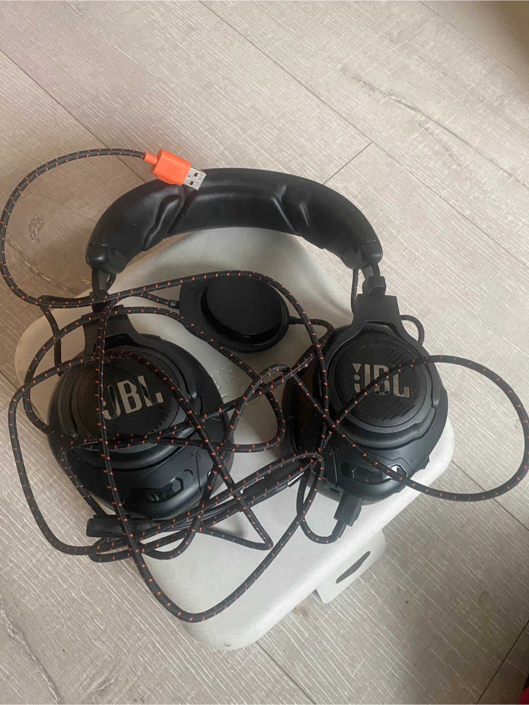 JBL Quantum ONE Gaming Headset - photo 3